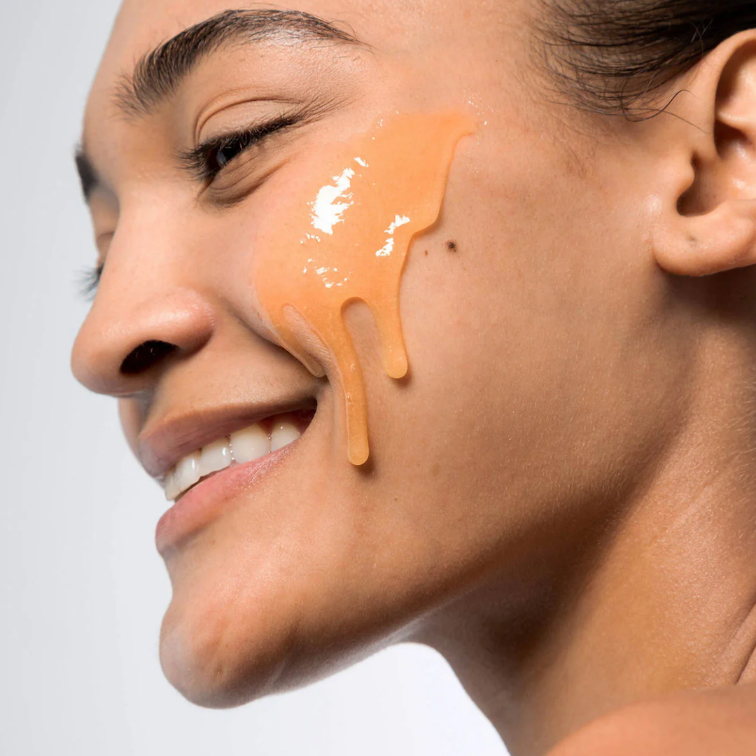 iS Clinical Warming Honey Cleanser